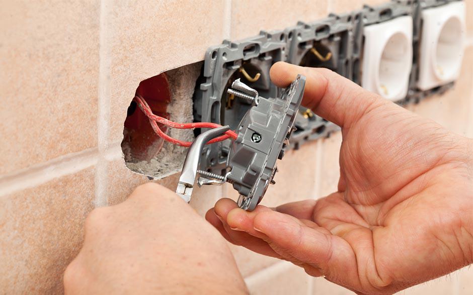 recherche travail électricien bâtiment Émerainville